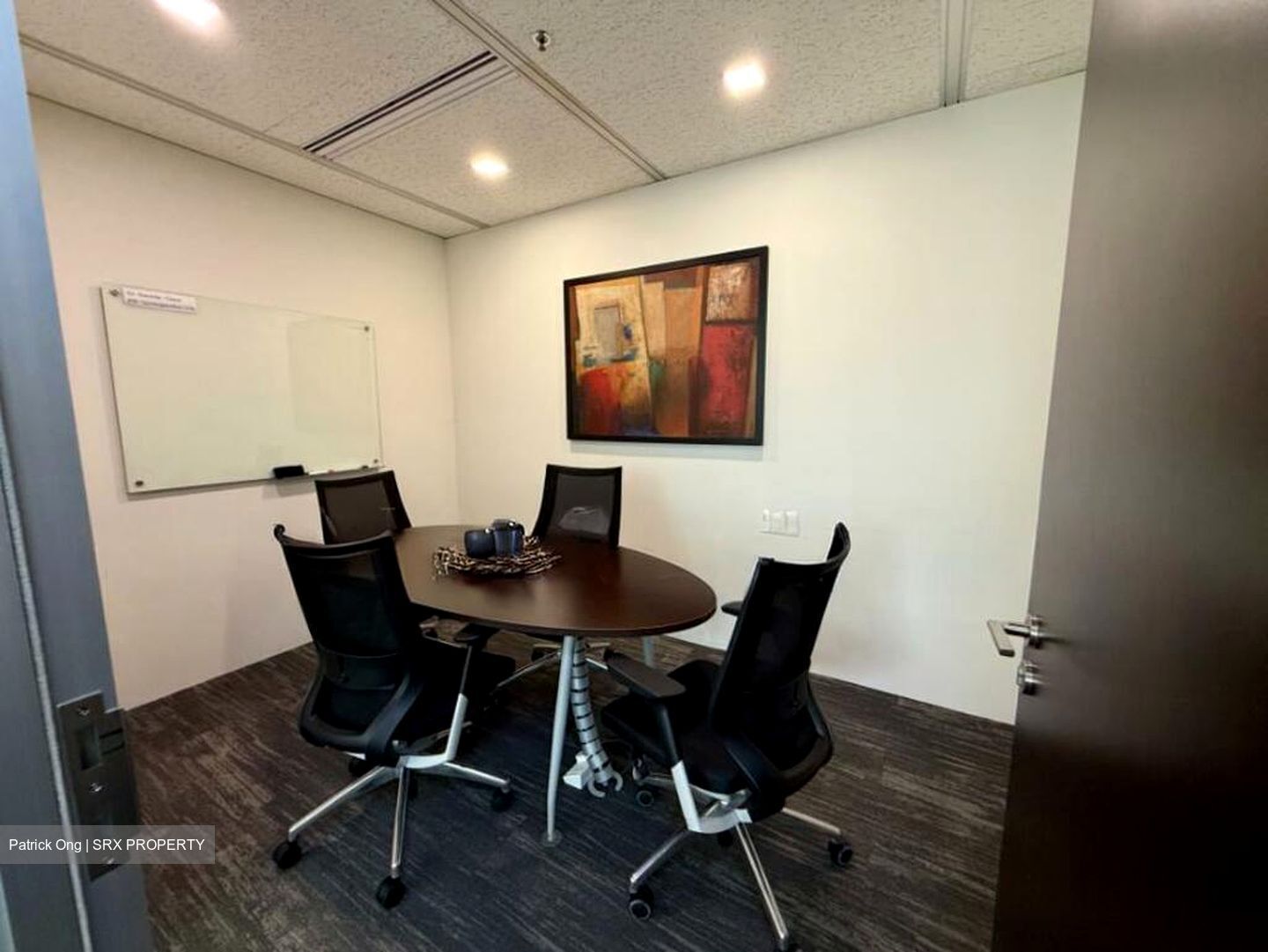 Singapore Land Tower (D1), Office #497344081
